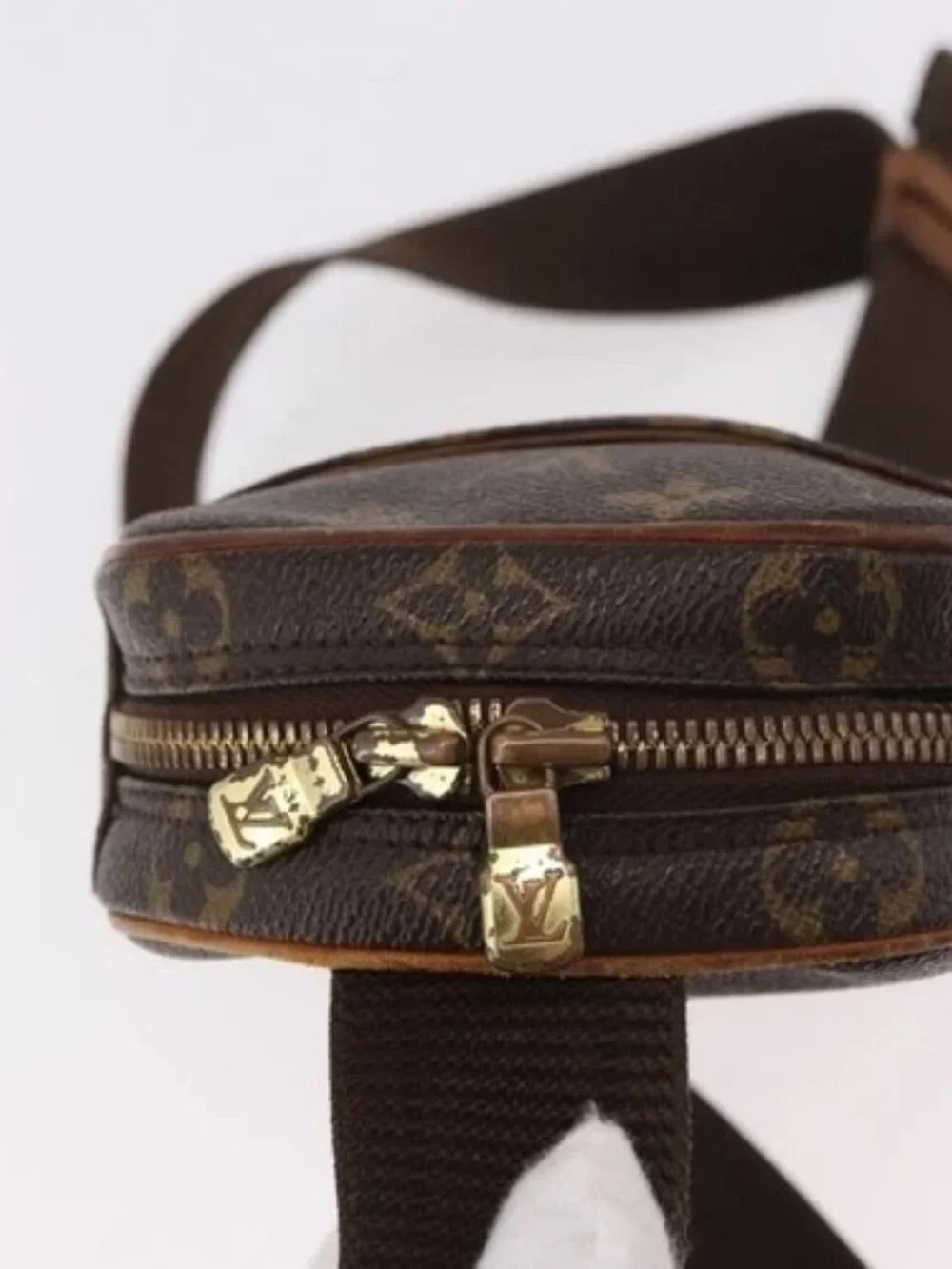 LOUIS VUITTON Monogram Pochette Gange Shoulder Bag M51870 LV Auth 185949